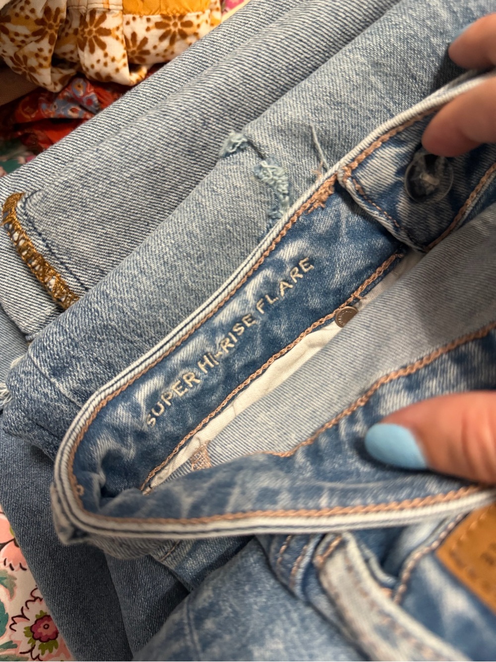 Women’s American Eagle Super Hi-rise Flare - Picture 5 of 5